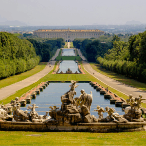 LA REGGIA DI CASERTA, I SUOI GIARDINI ED IL BORGO MEDIEAVALE DI CASERTAVECCHIA